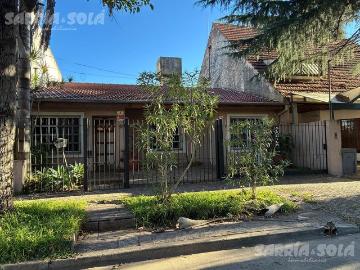 Casa en alquiler en Martínez