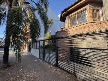 Casa en alquiler en Mataderos
