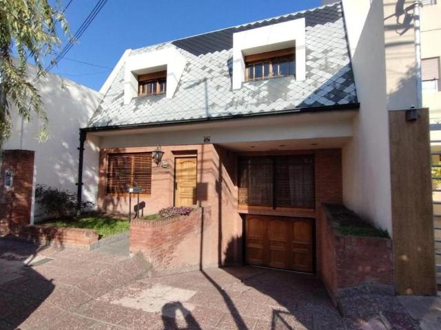 Casa en Alquiler en Moron, Moron