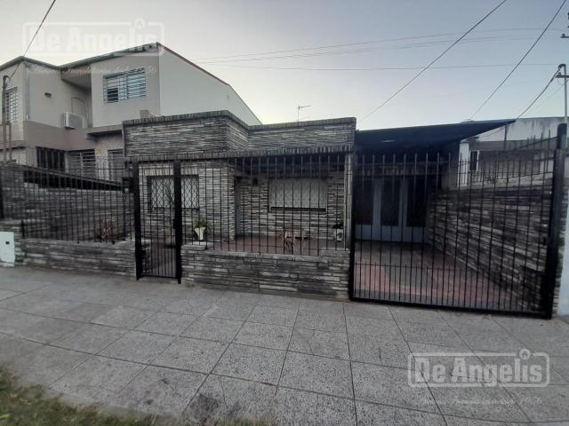 Casa en Alquiler en Moron Sur, Moron