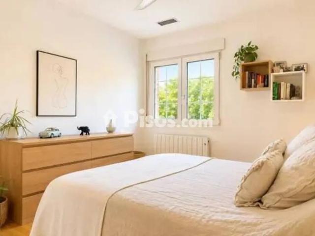 Casa en alquiler en Núcleo Urbano
