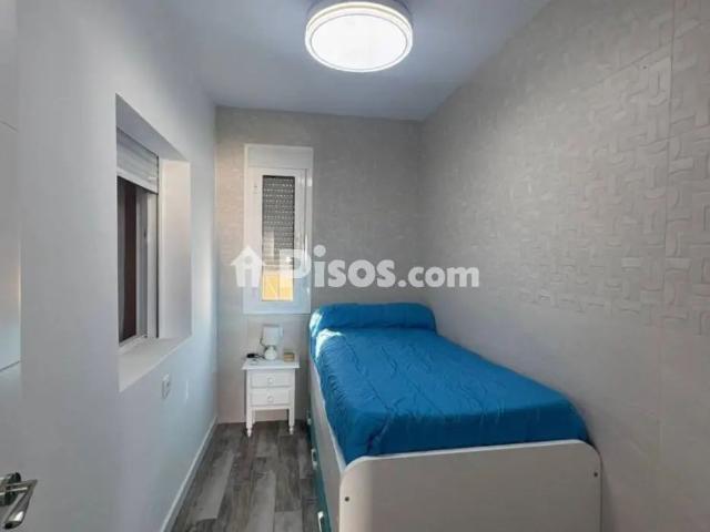 Casa en alquiler en Núcleo Urbano Urbanizaciones