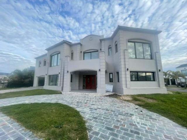 Casa en alquiler en Nuevo Quilmes