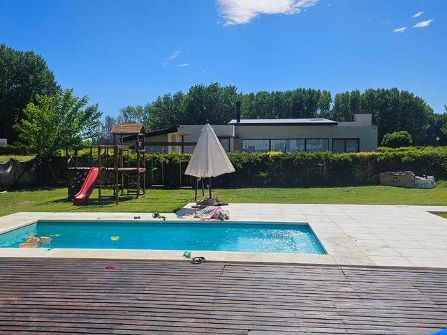 Casa en alquiler en Neuquén