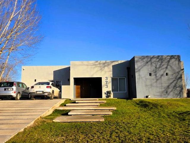 Casa en alquiler en Neuquén