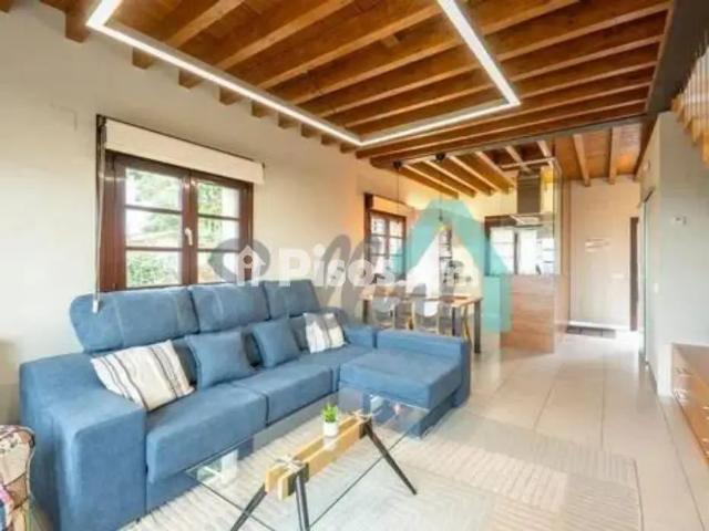Casa en alquiler en Oviedo