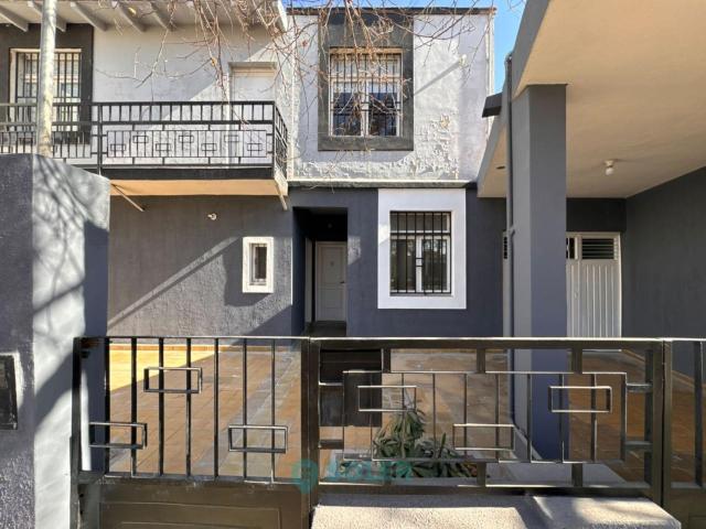 Casa en Alquiler en Av Rawson norte