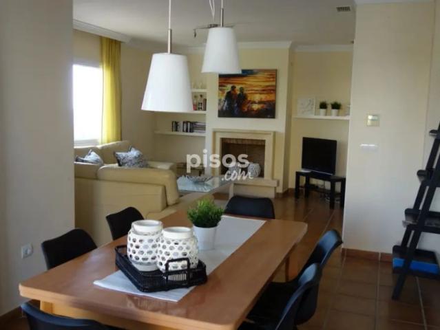 Casa en alquiler en Avenida de los Pinos, 34