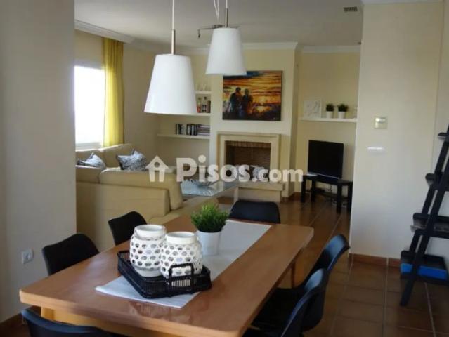 Casa en alquiler en Avenida de los Pinos, 34