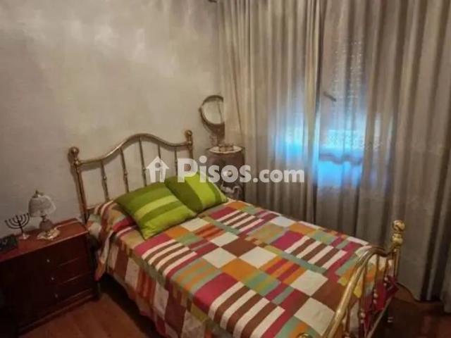 Casa en alquiler en Avenida de los Reyes Católicos Paseo de San Antonio