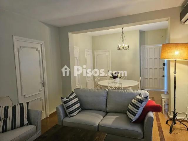 Casa en alquiler en Avenida Fuenterrabía