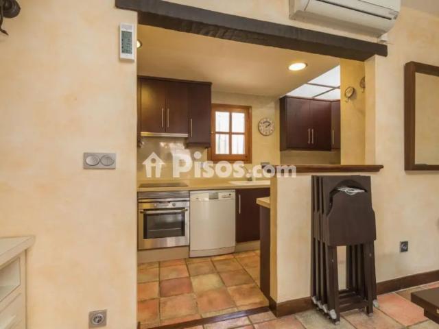 Casa en alquiler en Avenida Santiago Bernabeu