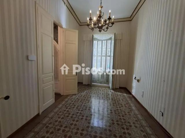 Casa en alquiler en Avinguda de Martí Pujol, cerca de Carrer del Mossèn Anton Romeu