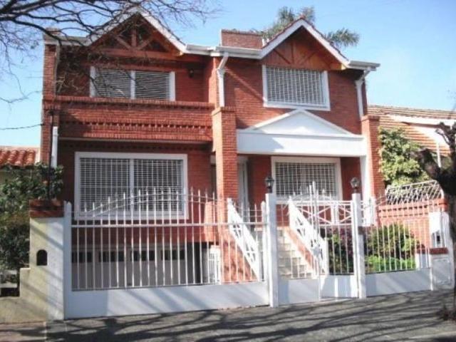 Casa en alquiler en Acassuso