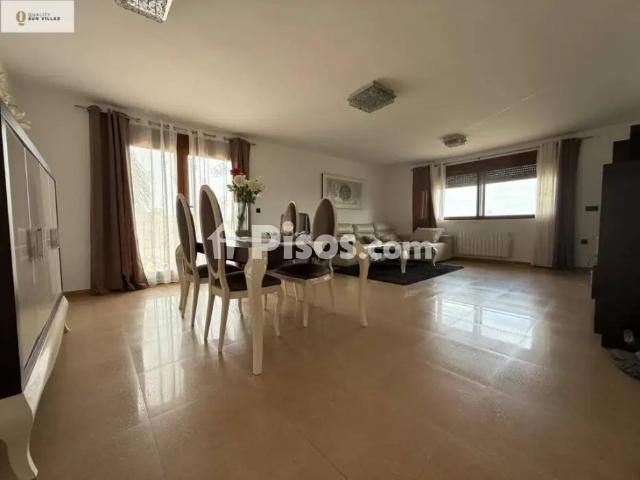 Casa en alquiler en Altorreal