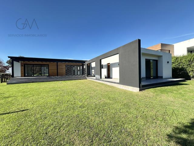 Casa en alquiler en Arenas del Sur ? 146m?