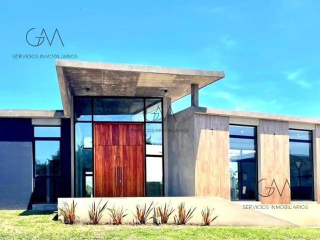 Casa en alquiler en Arenas del Sur
