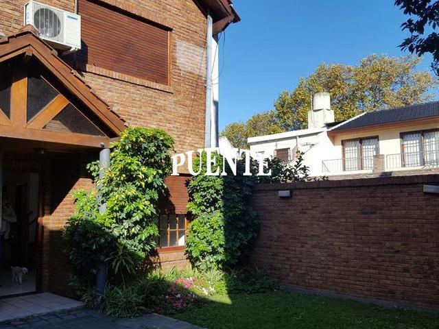 Casa en alquiler en Banfield