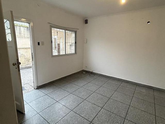 Casa en alquiler en Banfield