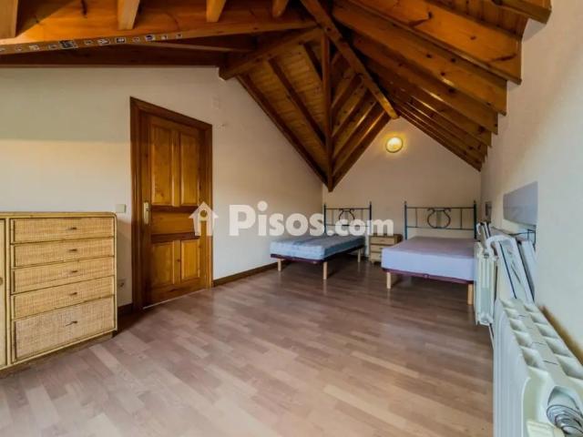 Casa en alquiler en Barrio de Camargo Ladredo
