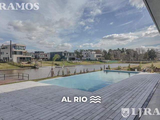 Casa en alquiler en Barrio El Yacht