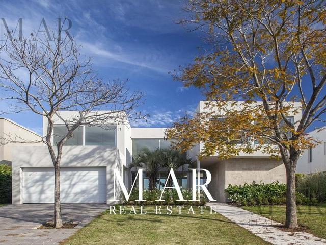 Casa en alquiler en Barrio El Golf