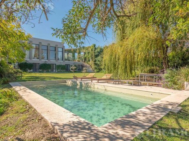 Casa en alquiler en Barrio El Golf