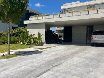 Casa en alquiler en Barrio Lagos del Golf 2