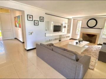 Casa en alquiler en Barrio Los Castores