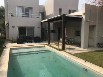 Casa en alquiler en Barrio Los Sauces