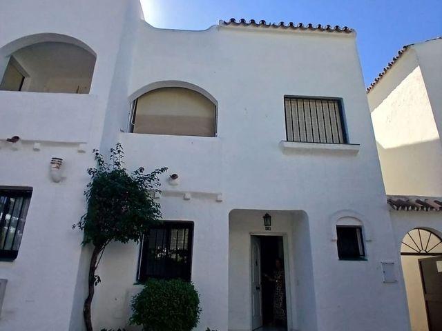 Casa en alquiler en Bel Air, Málaga Costa del Sol