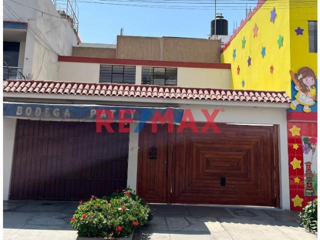 Casa En Alquiler En Bellavista | Amplia, Funcional Y Muy Bien Ubicada