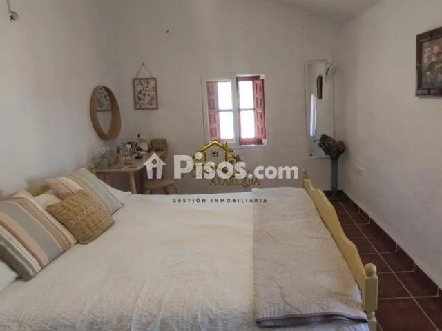 Casa en alquiler en Benamargosa