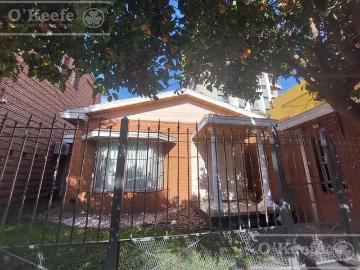 Casa en alquiler en Bernal