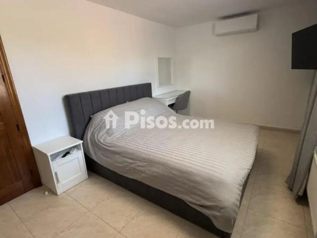 Casa en alquiler en Calaburra Chaparral