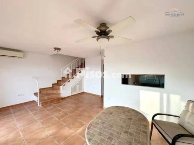 Casa en alquiler en Calle de la Romántica