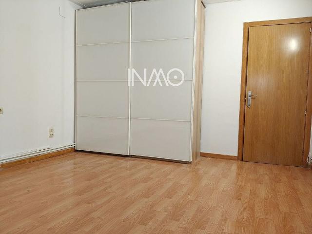 Casa en alquiler en calle Dels Rosers, Sant Joan Despí, de 90 m² 2 habitaciones por 1.309