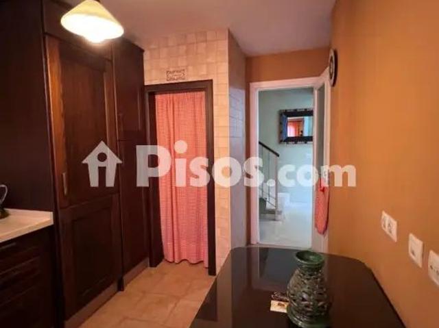 Casa en alquiler en Calle Leopoldo Alas 'Clarín', cerca de Calle Pío Baroja