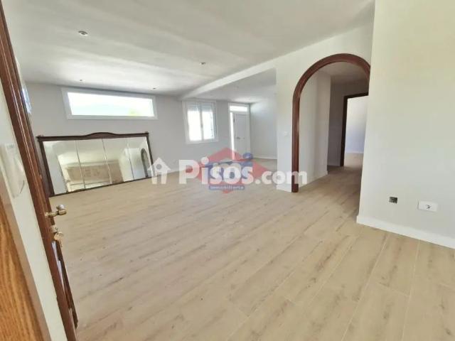 Casa en alquiler en Calle Periferia