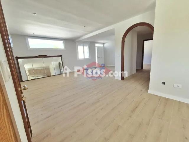 Casa en alquiler en Calle Periferia