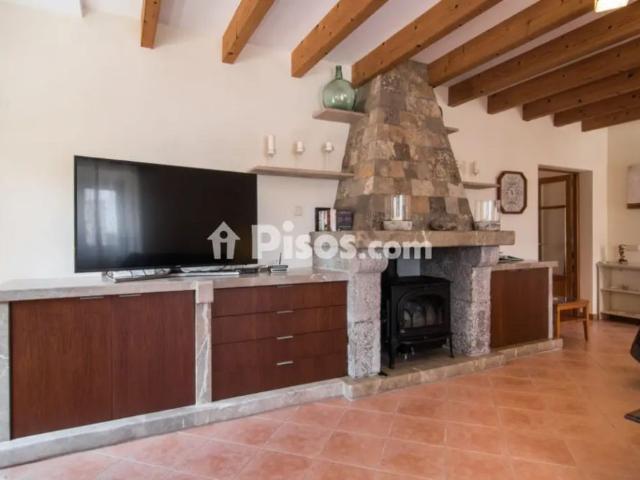 Casa en alquiler en Calle Poligono 300, Número Sin Informacion