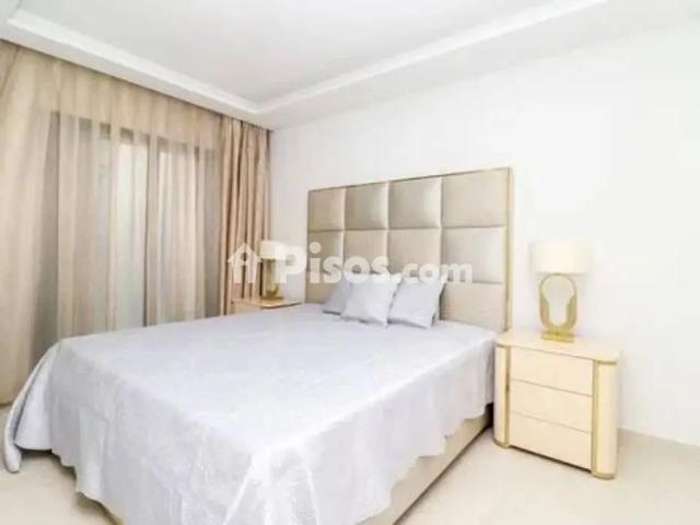 Casa en alquiler en Calle The Island, Playa Guadalobon No Number
