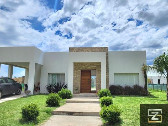 Casa en alquiler en Canning