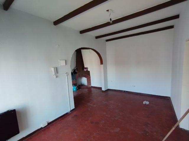 Casa en alquiler en Castelar