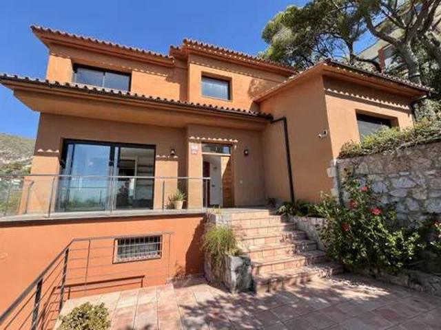 Casa en Alquiler en Castelldefels