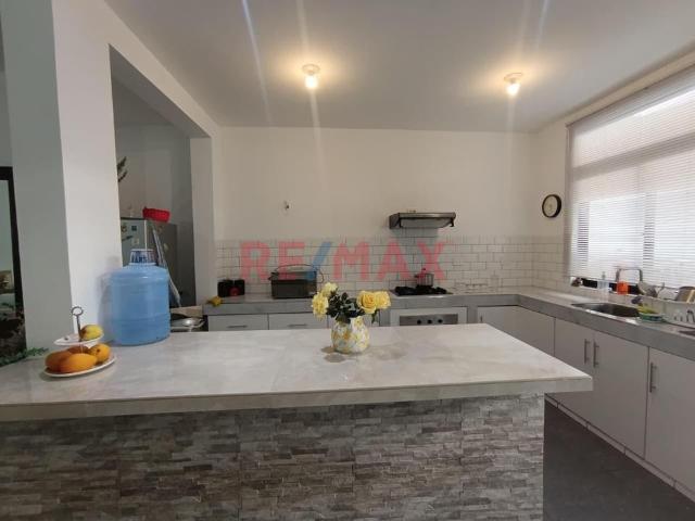Casa en alquiler en Castilla a S/2,800 al mes