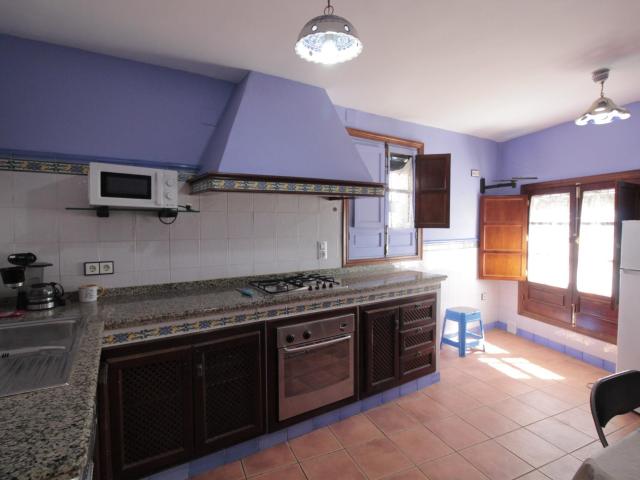 CASA EN ALQUILER EN CARMONA