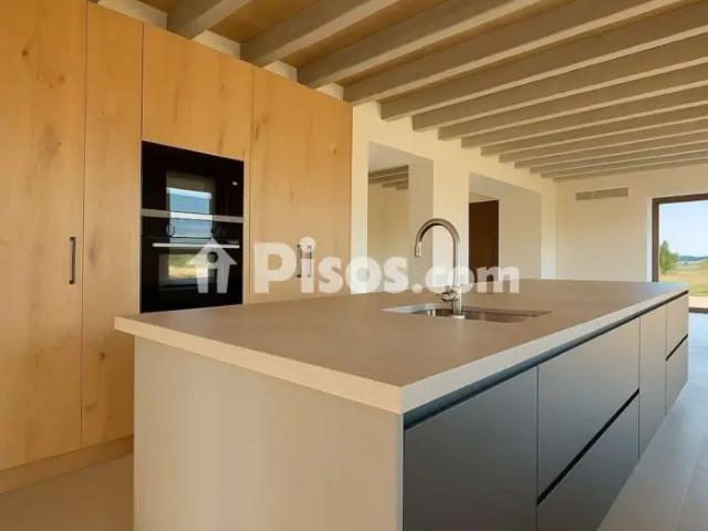 Casa en alquiler en Carrer de Castellnovo