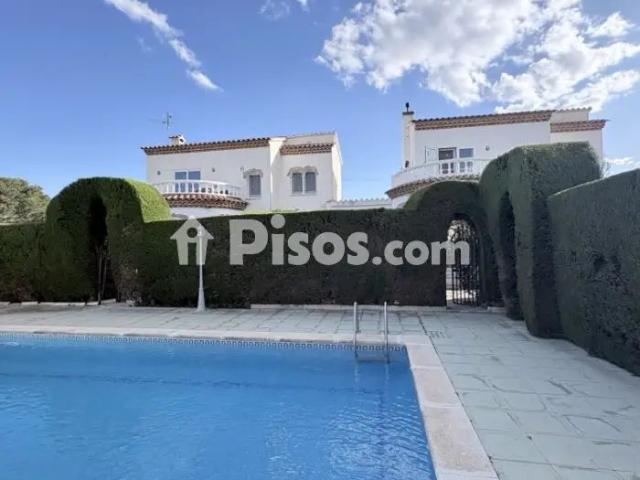 Casa en alquiler en Carrer de Gran Canària