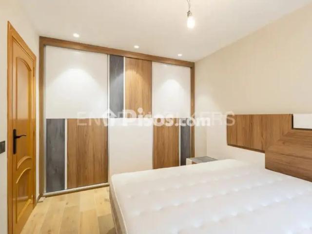 Casa en alquiler en Carrer de la Santíssima Trinitat